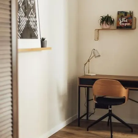アパート Newly Renovated Cozy 2 Bedroom