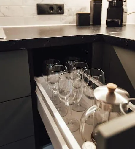 Newly Renovated Cozy 2 Bedroom Dzīvoklis