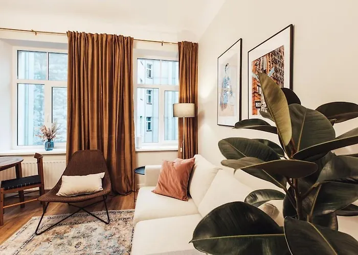 Dzīvoklis Newly Renovated Cozy 2 Bedroom Riga